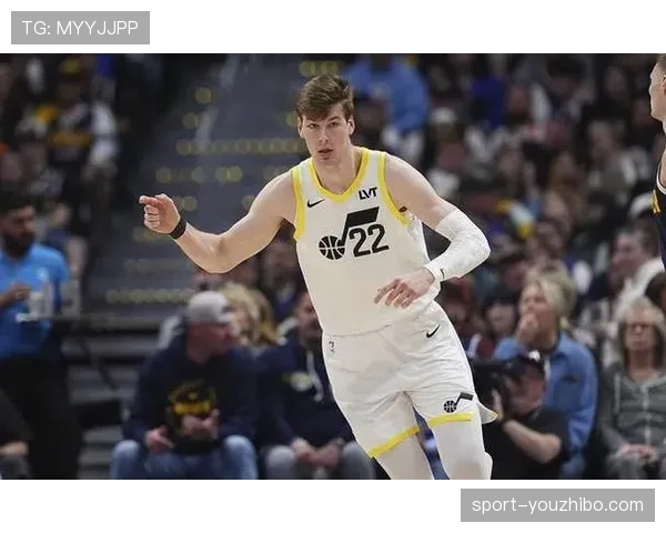 爵士年轻球员决策失误：菲利波夫斯基关键时段进攻选择问题